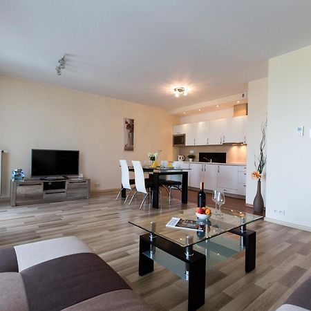 Pcd Aparthotel Ochota Varşova Dış mekan fotoğraf