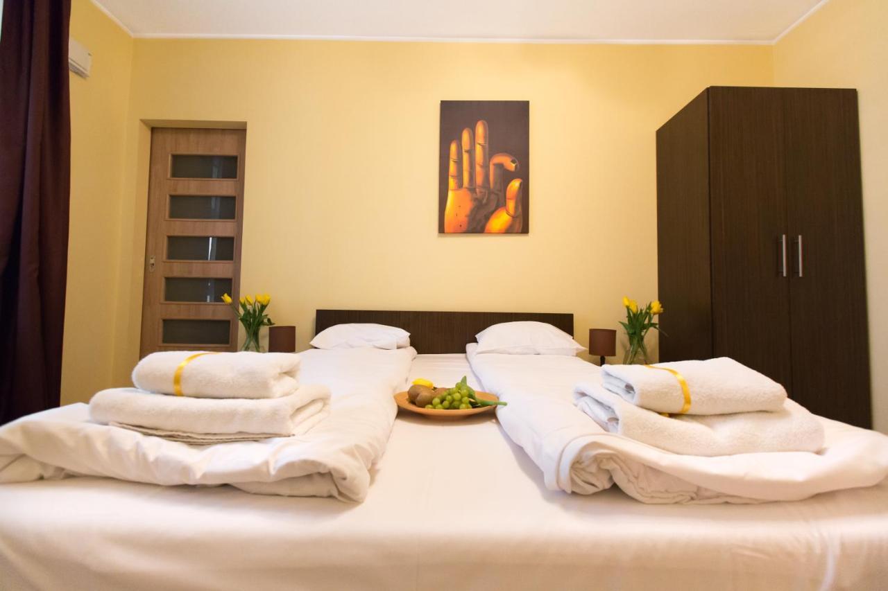 Pcd Aparthotel Ochota Varşova Dış mekan fotoğraf