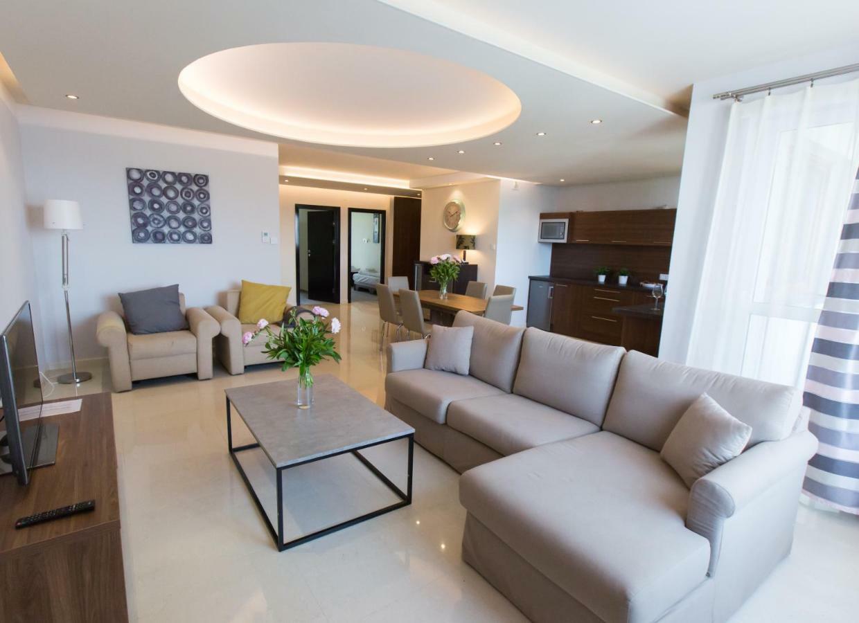 Pcd Aparthotel Ochota Varşova Dış mekan fotoğraf