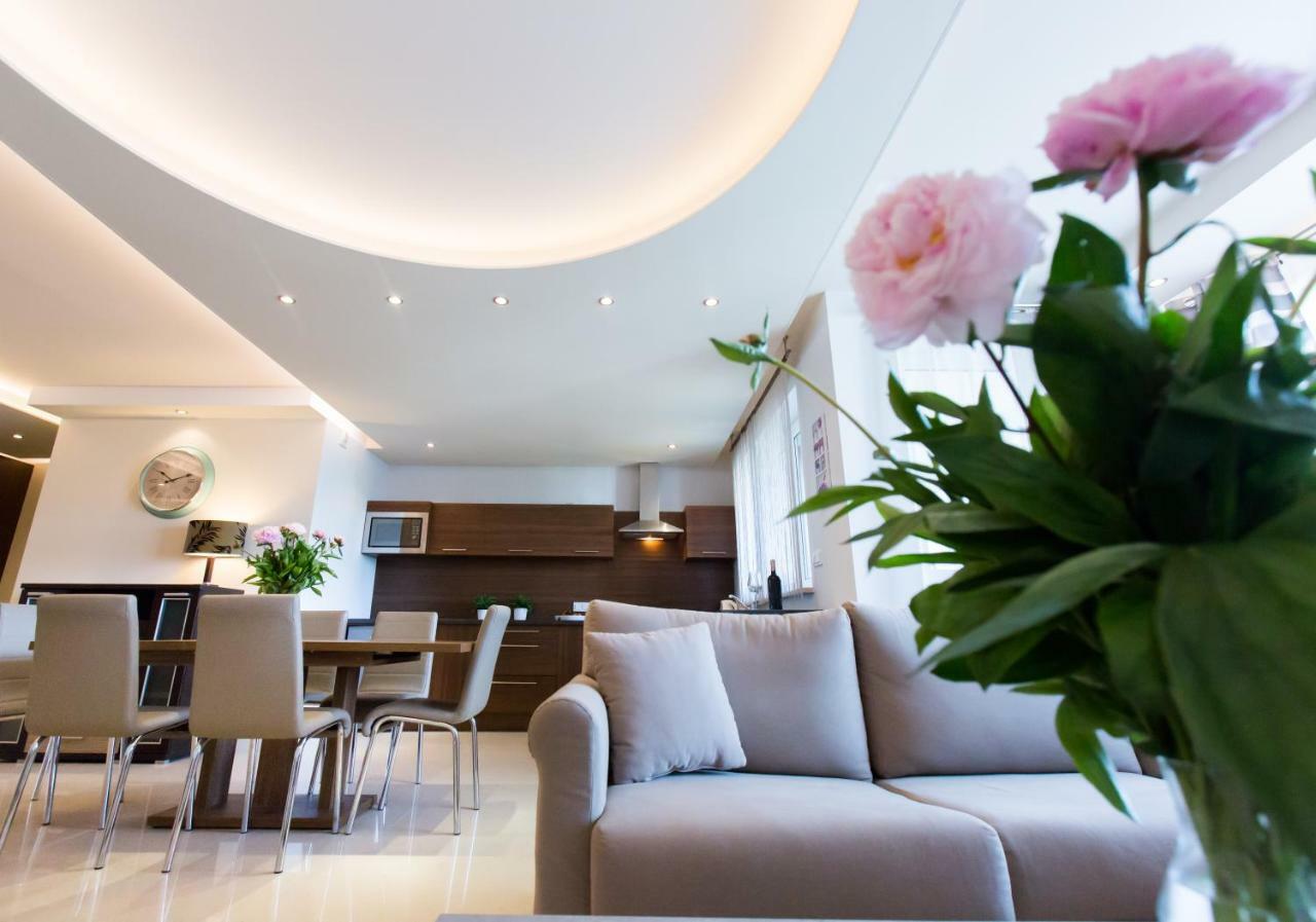 Pcd Aparthotel Ochota Varşova Dış mekan fotoğraf