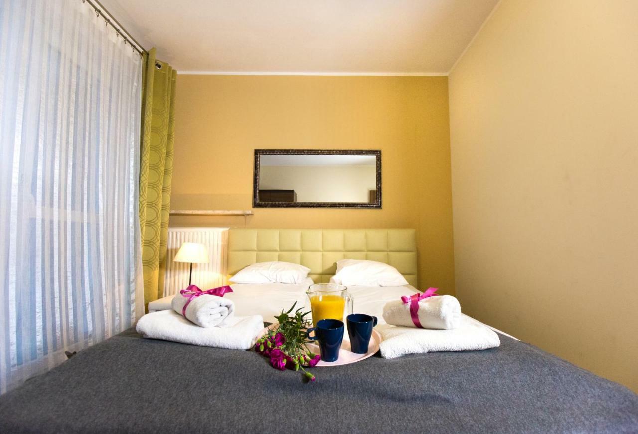 Pcd Aparthotel Ochota Varşova Dış mekan fotoğraf