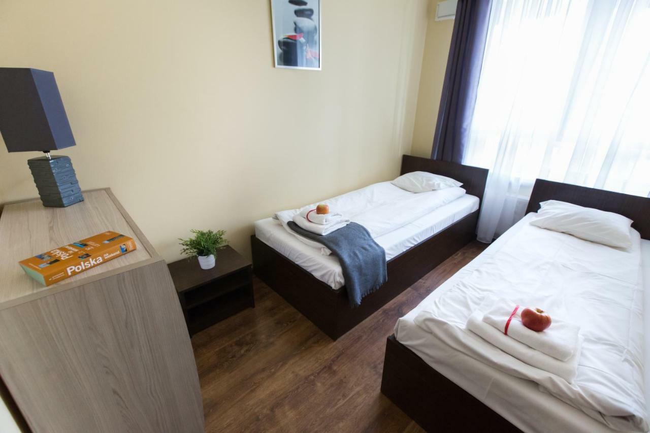 Pcd Aparthotel Ochota Varşova Dış mekan fotoğraf